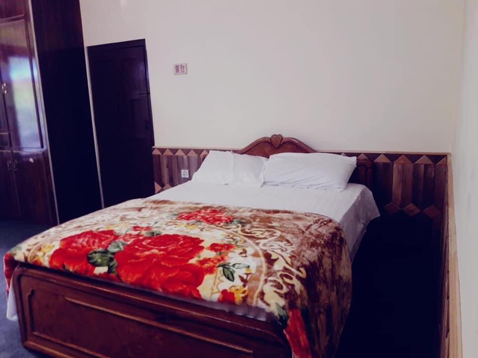 Green Leaf Guest House Hini Экстерьер фото